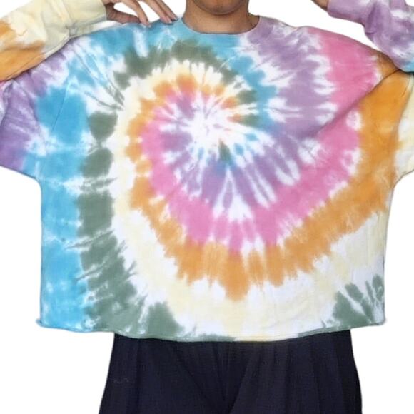 DAYDREAMER tie dye sweatshirt cropped retro boxy pullover rainbow spiral Size L - Picture 2 of 7